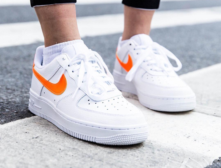 air force 1 blanche femme courir
