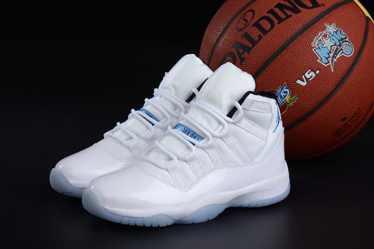air jordan 11 low pas cher air jordan 11 low pas cher