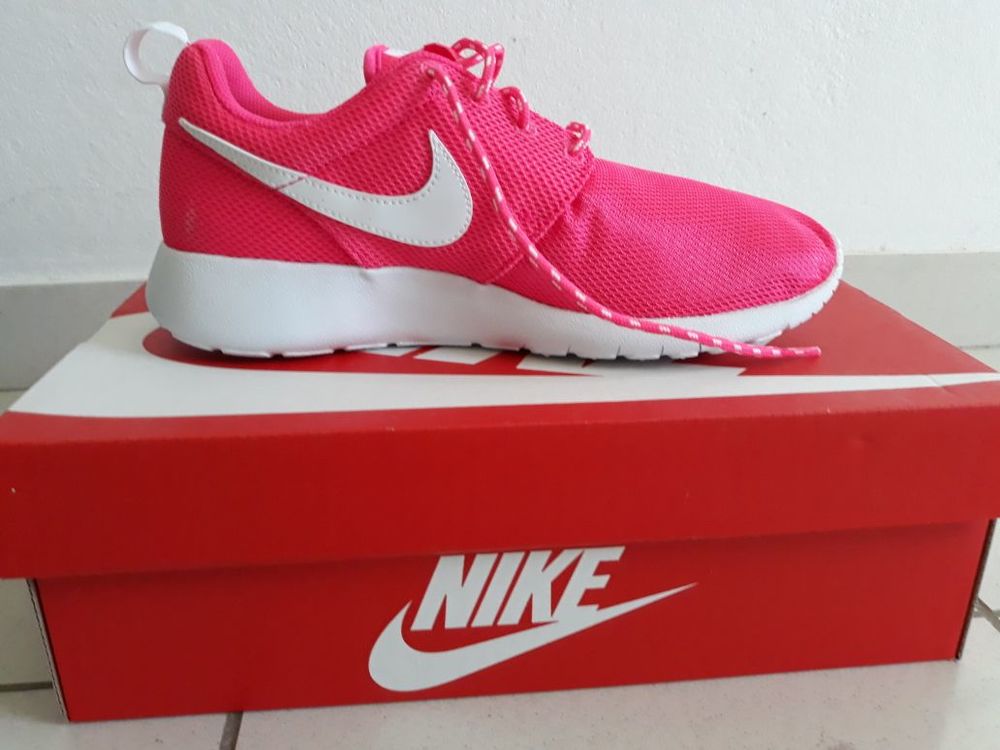 running nike rose