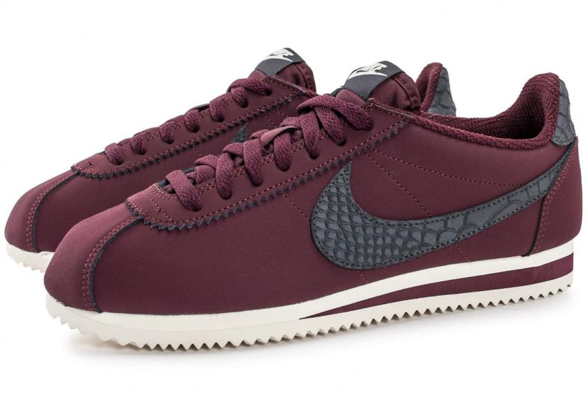 nike cortez bordeaux femme,Nike Classic Cortez Nylon Nike Classic Cortez Premium bordeaux Chaussures Baskets